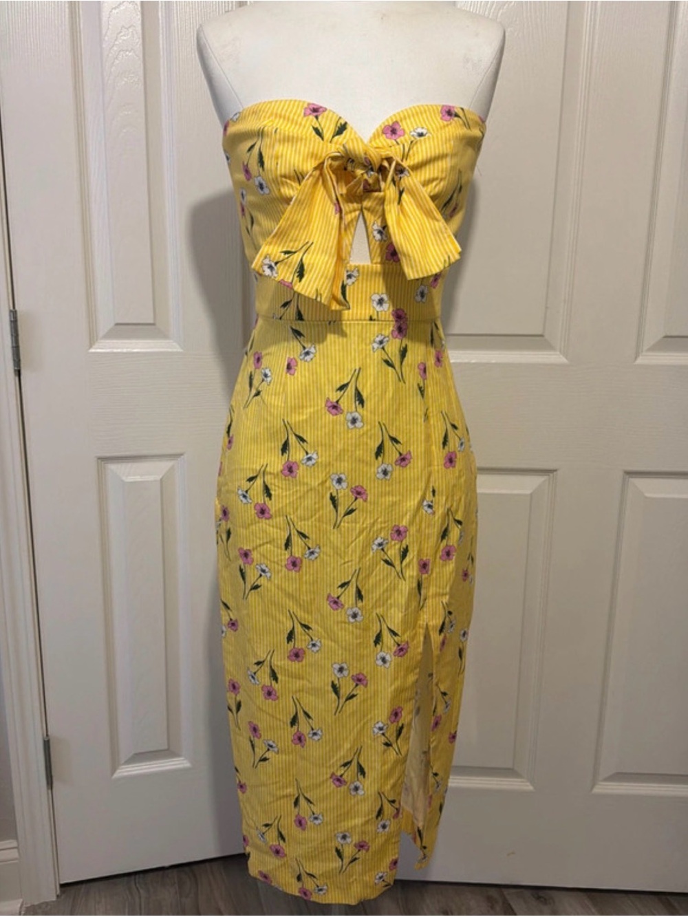 Finders Keepers Limoncello Dress Yellow Floral Strapless Bow Fitted Flattering